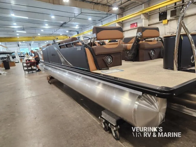 2026 Avalon LSZ - 23 FT New    Quad Lounger Shift - Photo 2