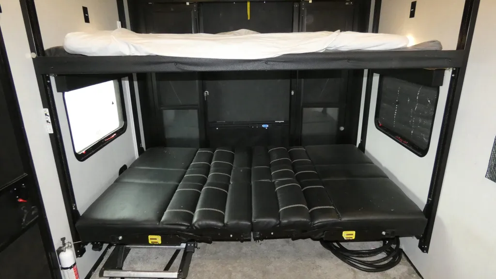 2023 Alliance RV Valor 42V13, Photos photo 32