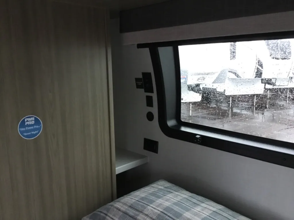 2027 Forest River Rockwood Mini Lite 2524FBT — Photo 6