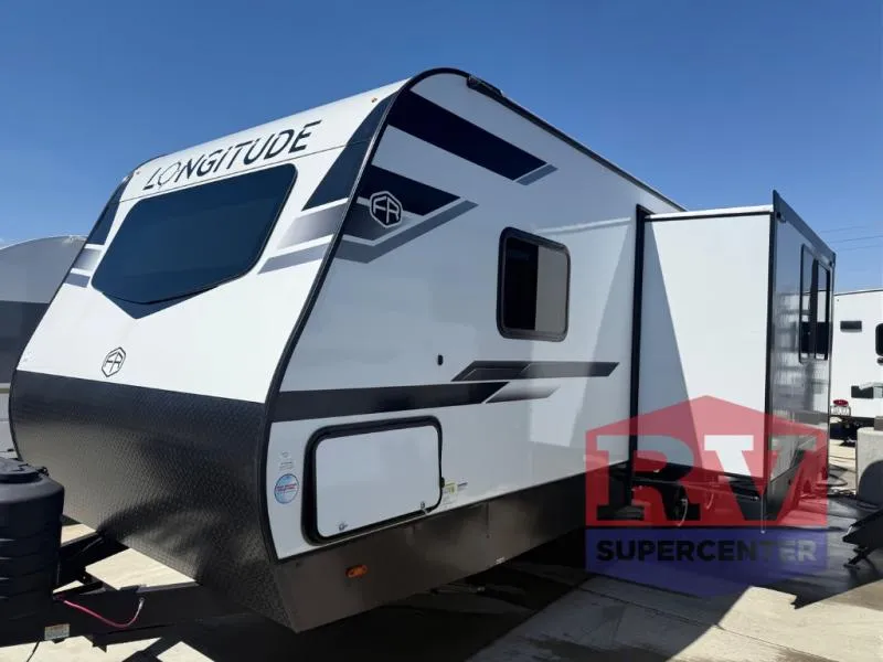 2026 East to West Longitude 255BH - Photo 4