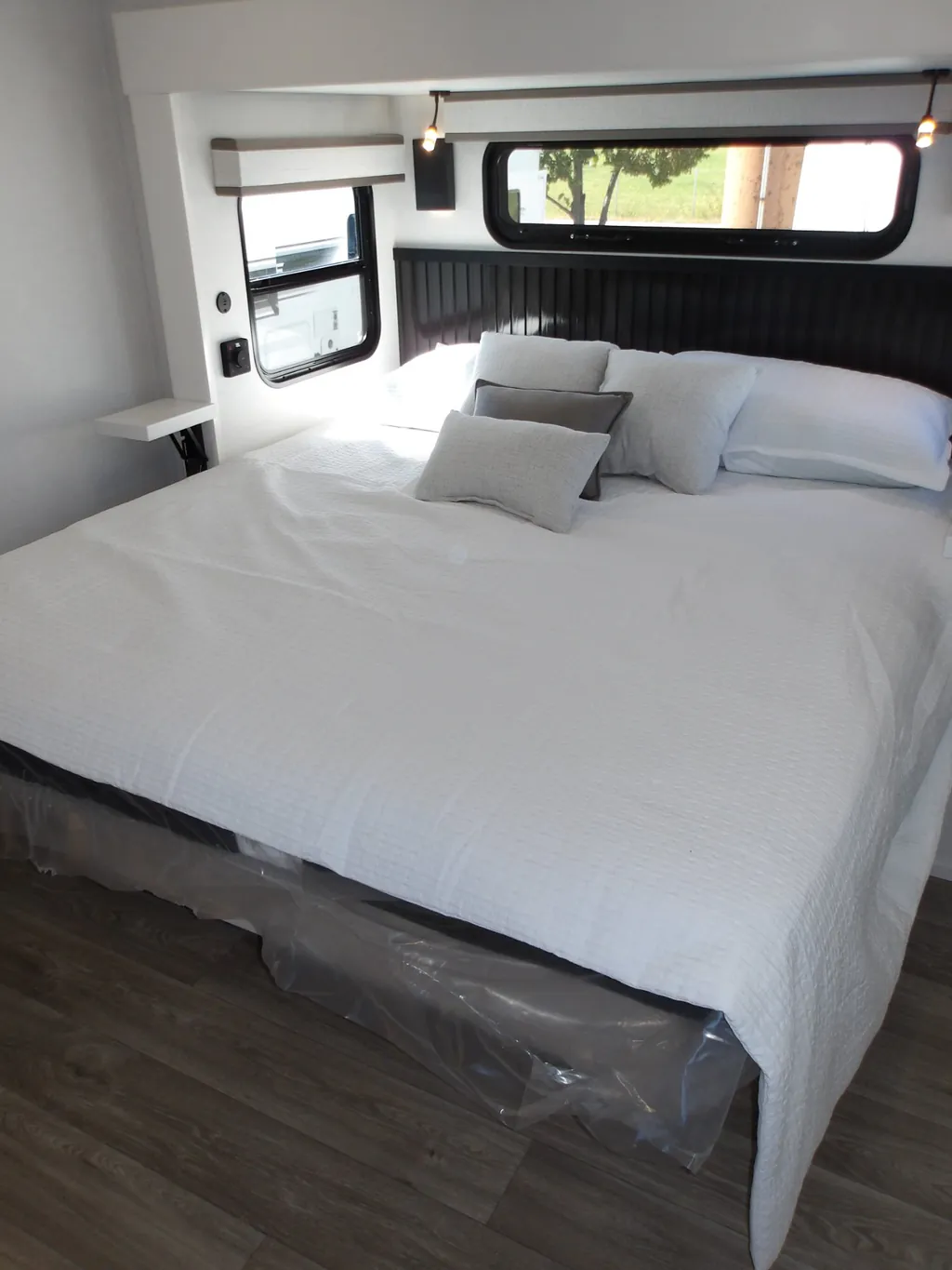 2027 Jayco Pinnacle 32RLTS, Photos photo 65