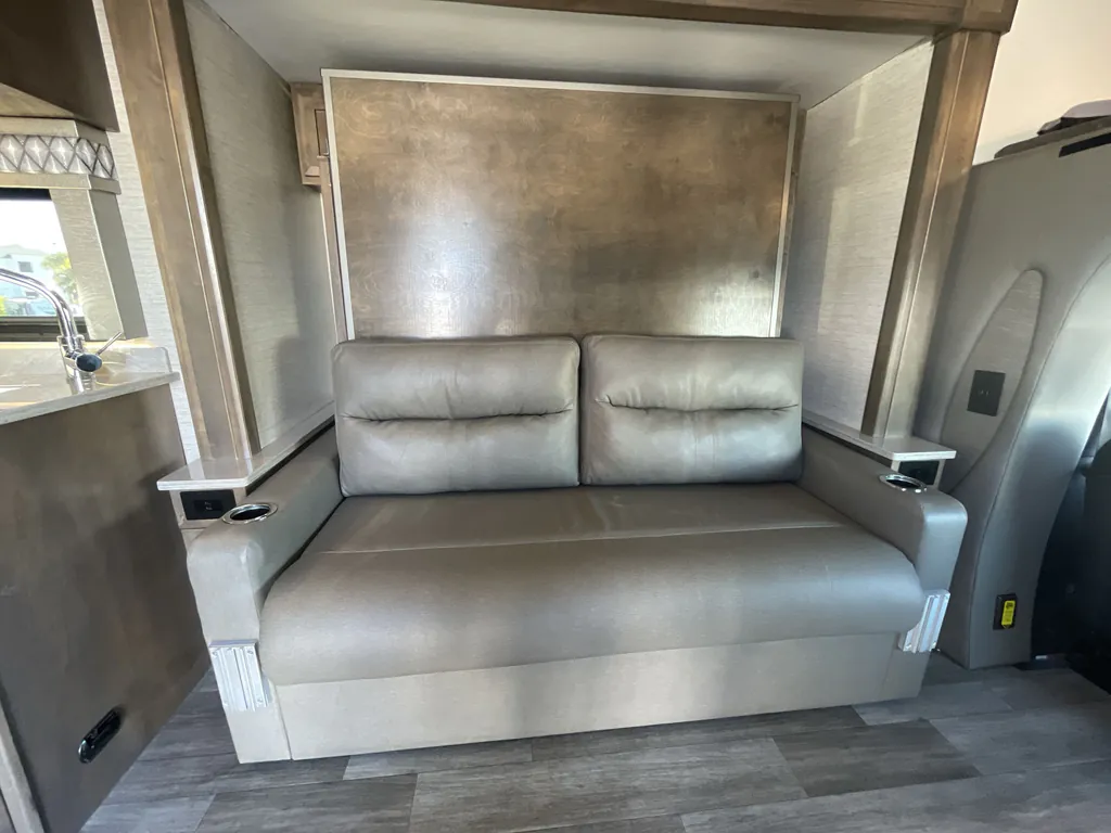 2023 Tiffin Wayfarer 25 JW, Photos photo 10