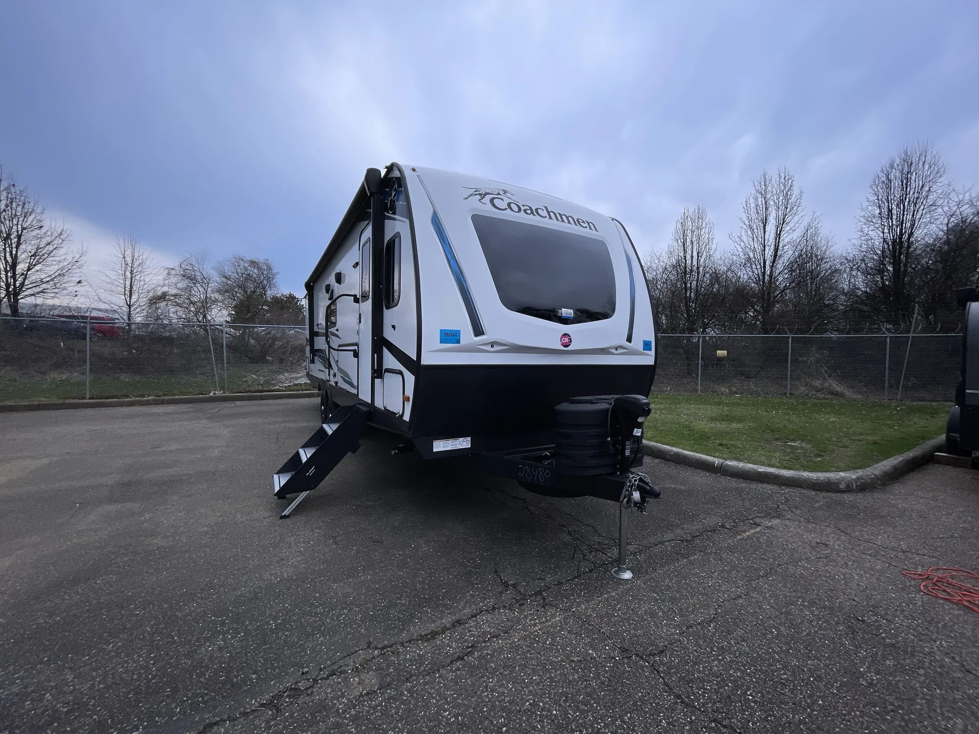 2024 Coachmen Freedom Express Ultra Lite 298FDS - Photo 2