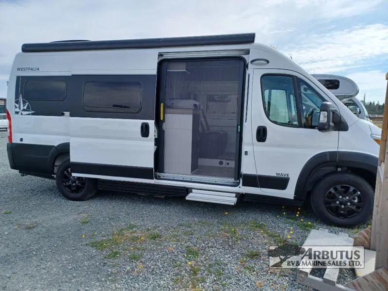 2025 Roadtrek Westfalia Wave Skylight - Photo 3