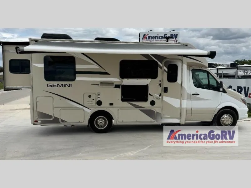 2018 Thor Motor Coach Gemini 24TX - Photo 2