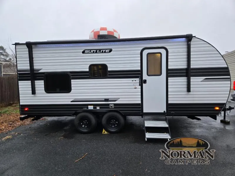 2026 Sunset Park RV Sun Lite LTD 21DB - Main photo