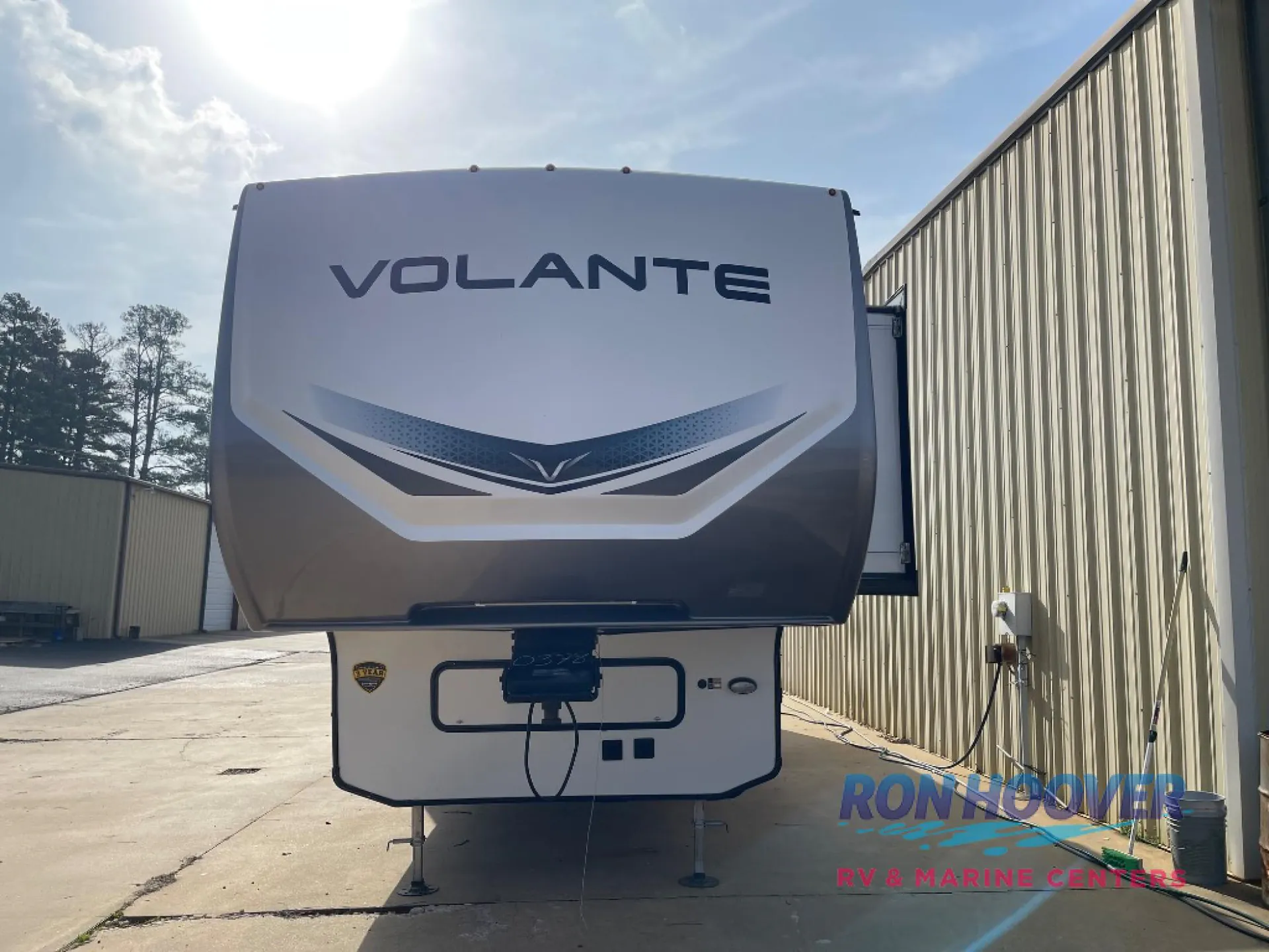 2023 CrossRoads Volante 375MD - Photo 2