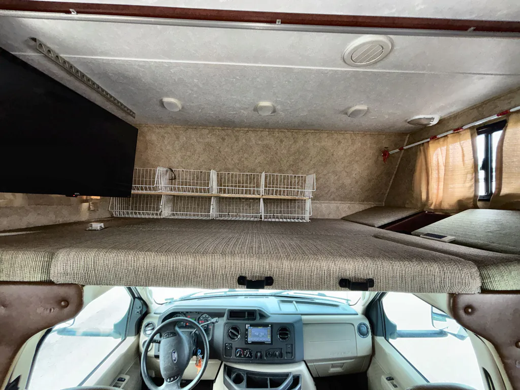 2013 Forest River Sunseeker 3050S, Photos photo 19