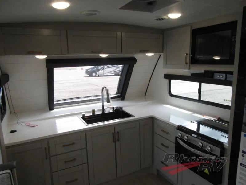 2027 Jayco Jay Feather 26FK - Photo 3