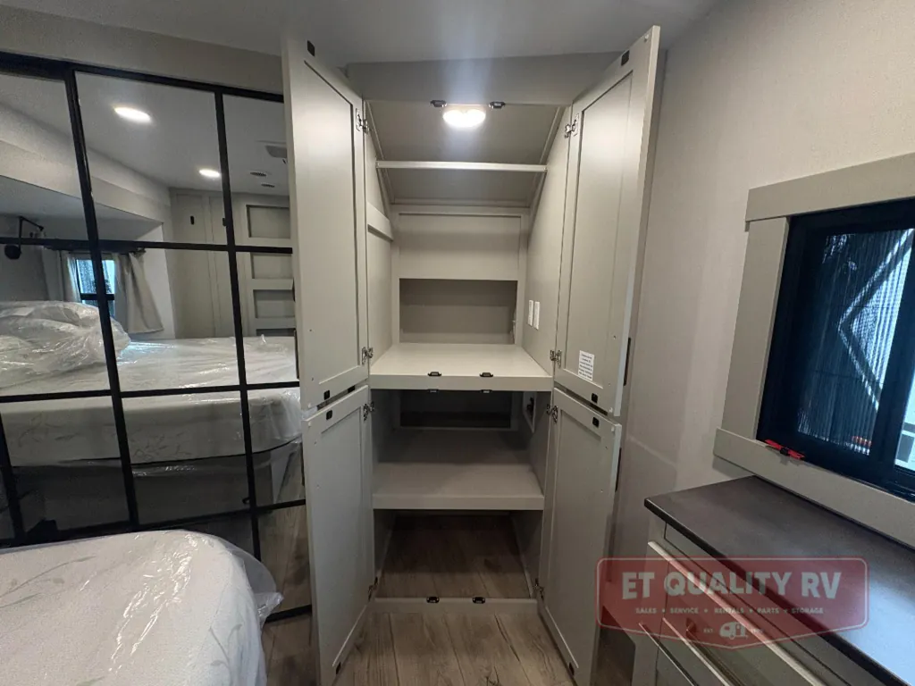 2026 Brinkley Model Z 3600, Photos photo 38