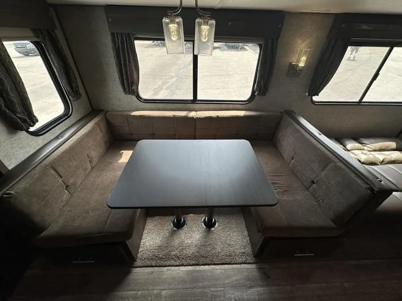 2019 Forest River Cherokee Alpha Wolf 26DBH-L, Photos photo 20