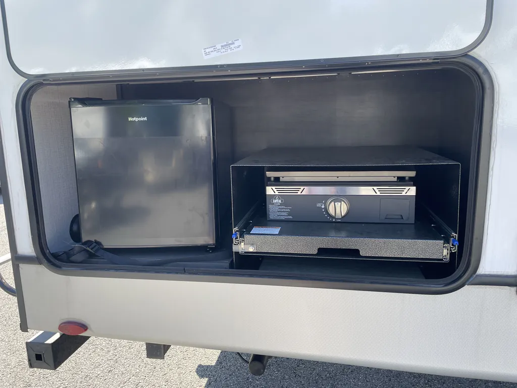 2024 Keystone Cougar Half-Ton 30BHS, Photos photo 21