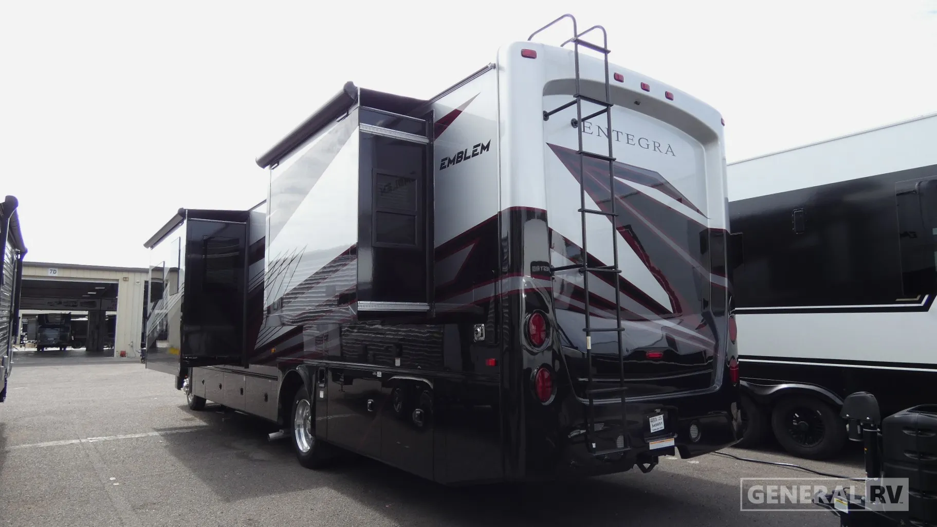 2026 Entegra Coach Emblem 36H - Photo 4