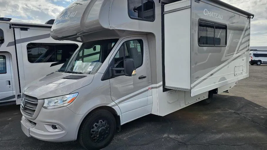 2025 Thor Motor Coach Chateau Sprinter 24LT - Photo 3