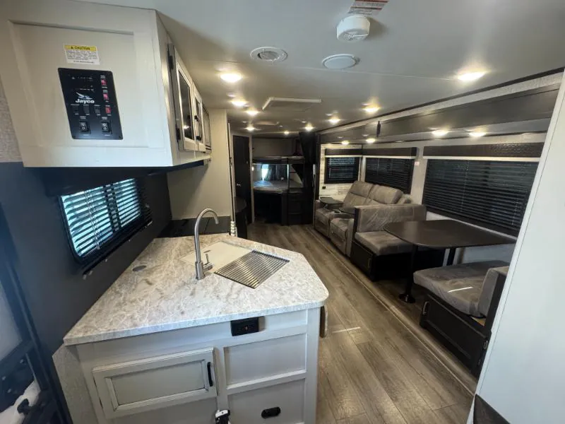 2021 Jayco Jay Feather 27BHB - Photo 4