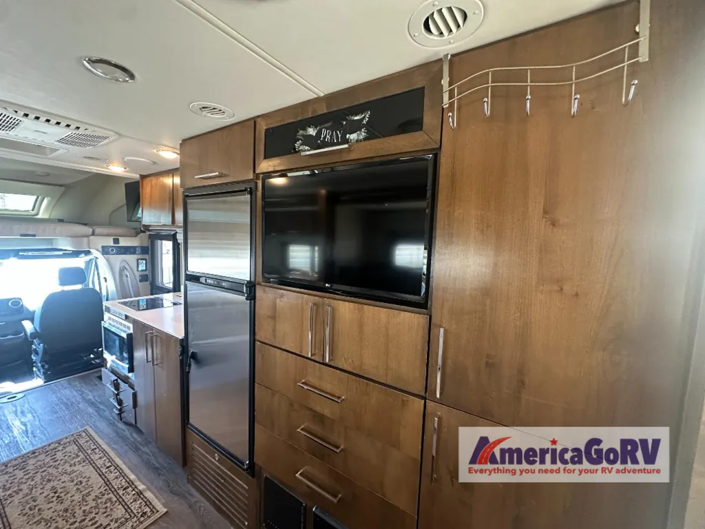 2020 Tiffin Wayfarer 25 RW, Photos photo 26