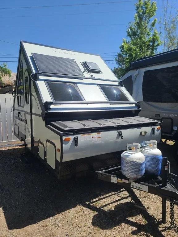 2025 Forest River Flagstaff Hard Side T10RB - Photo 2
