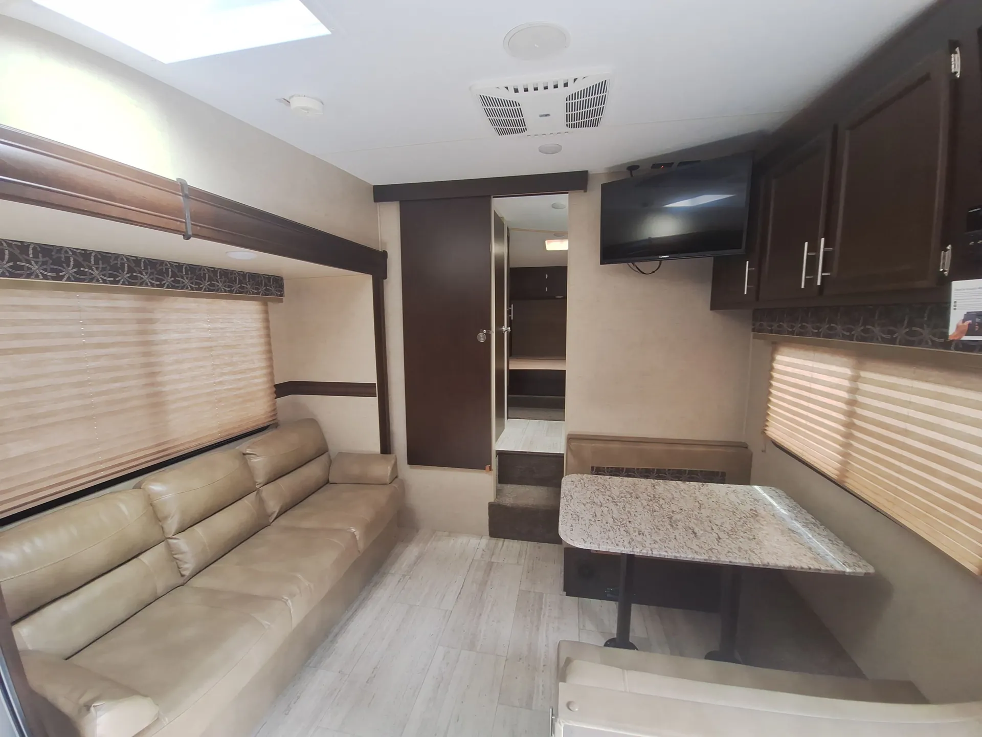 2017 k-z rv Sportsmen 231RK — living area main