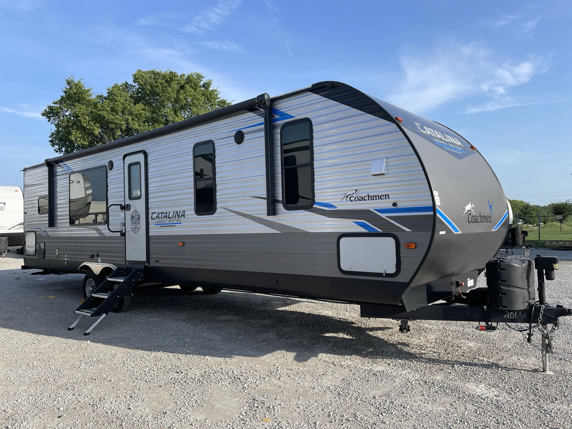 2021 Coachmen Catalina Legacy Edition 303RKDS - Photo 2
