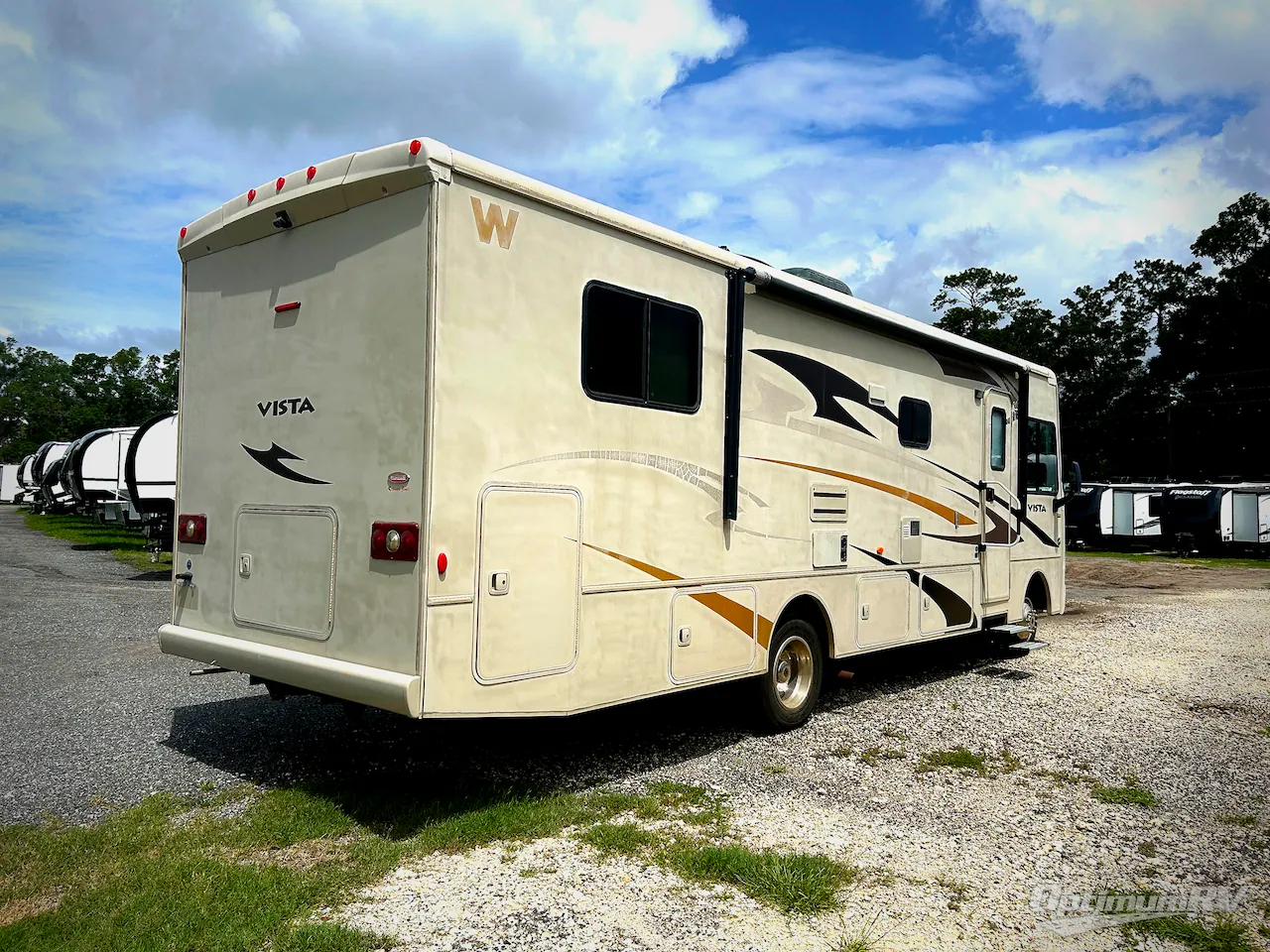 2015 Winnebago Vista 31KE - Photo 3