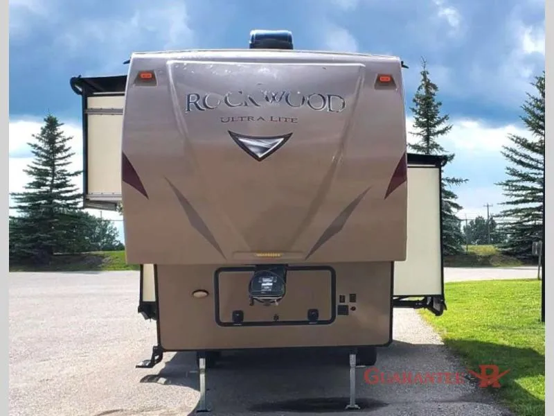 2018 Forest River Rockwood Ultra Lite 2650WS - Photo 2