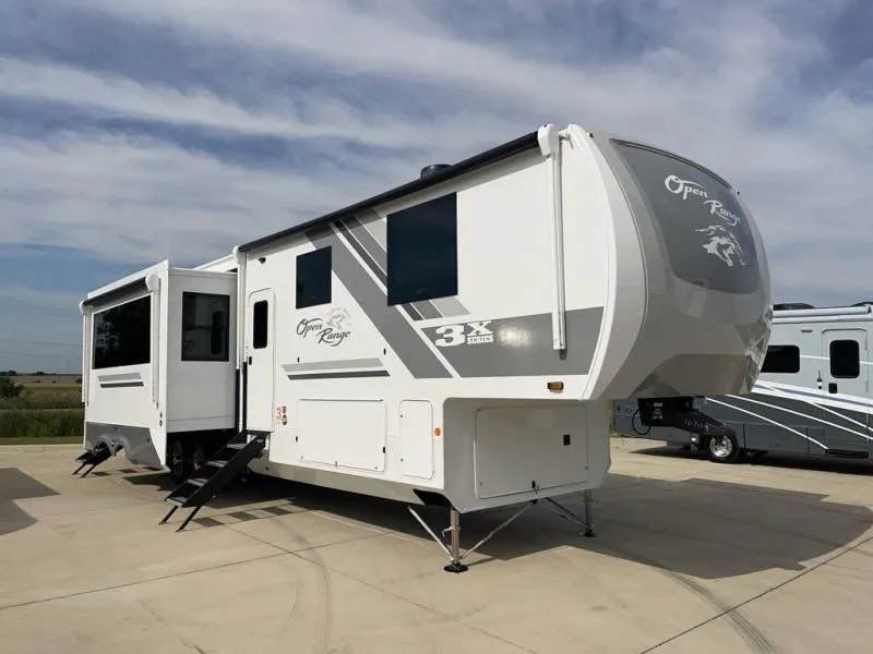 2026 Open Range RV Open Range 3X 390TBS - Photo 2