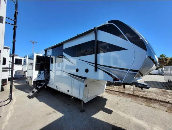 2026 Grand Design Solitude 390RK - Photo 2