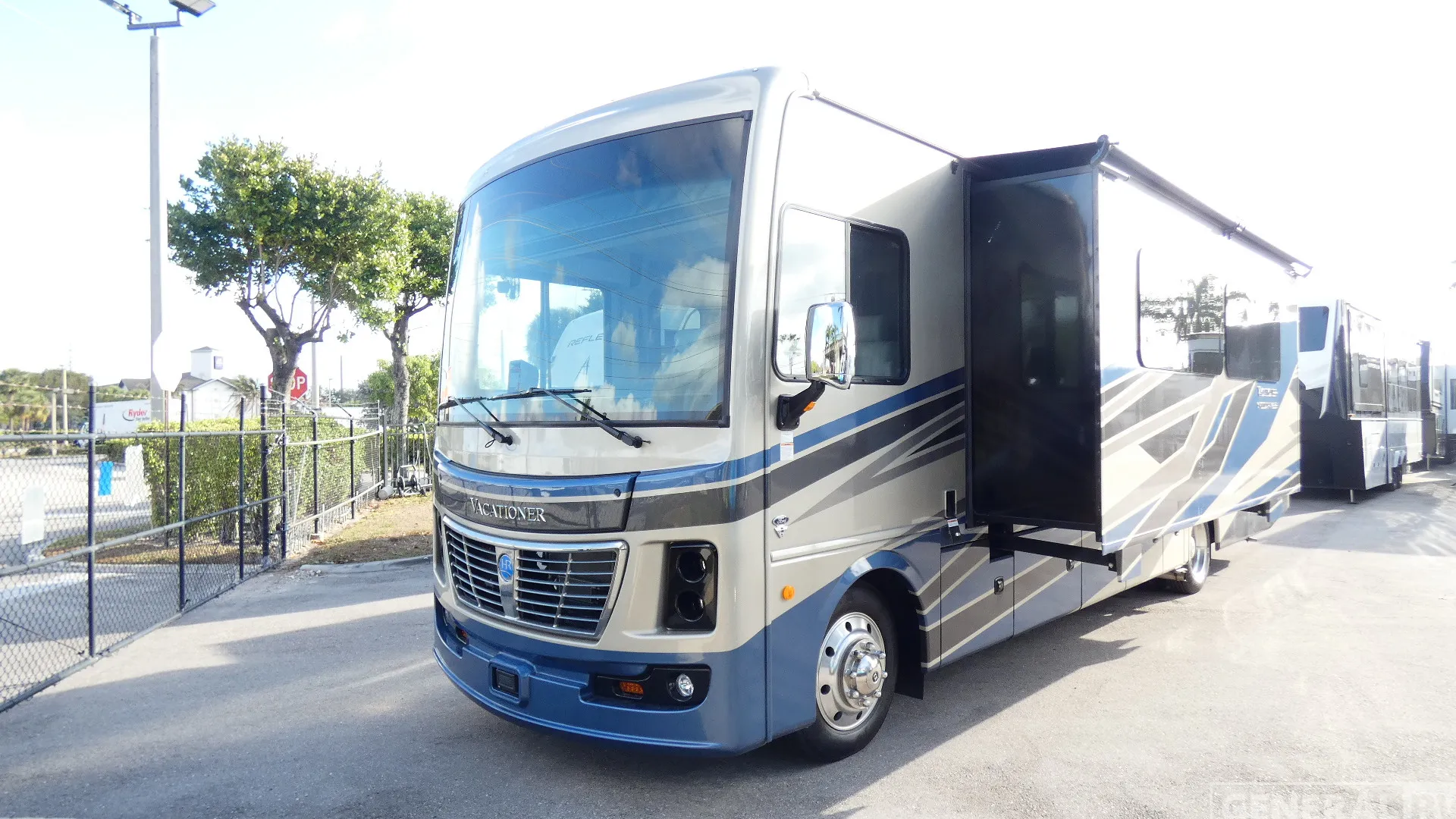 2026 Holiday Rambler Vacationer 35K - Photo 2