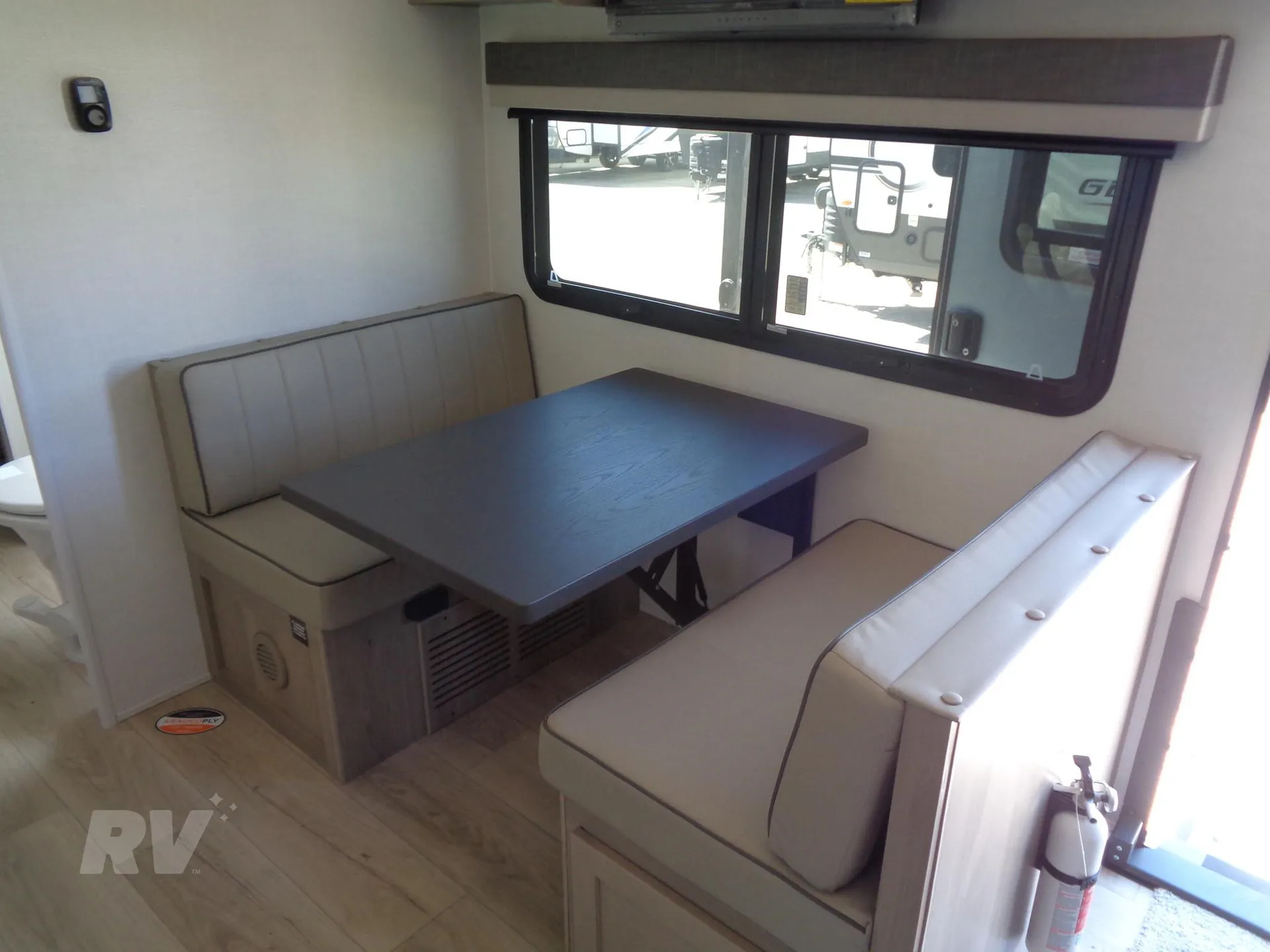 2026 Forest River Rockwood Mini Lite 2515S — Photo 5