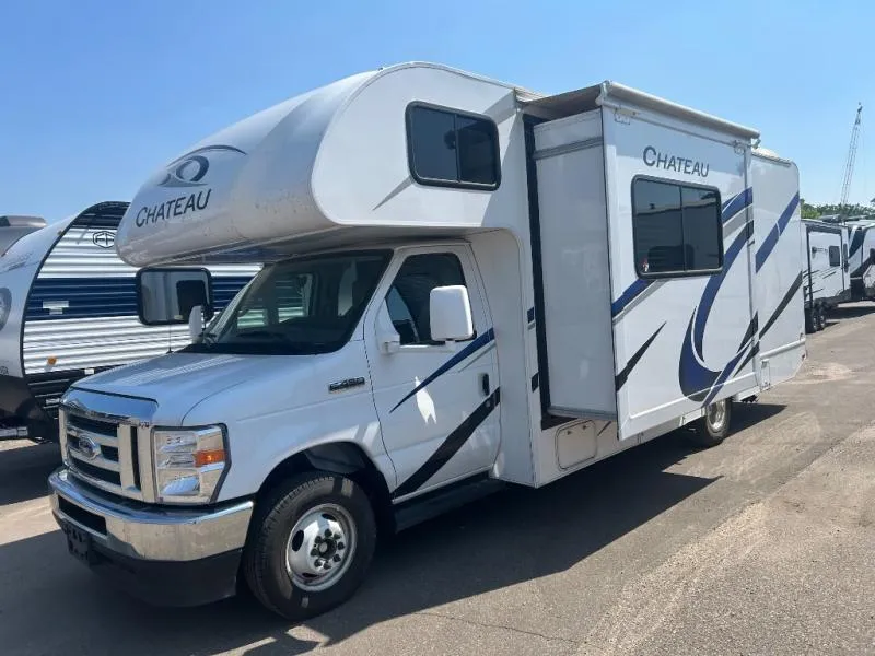 2023 Thor Motor Coach Chateau 26X - Photo 3