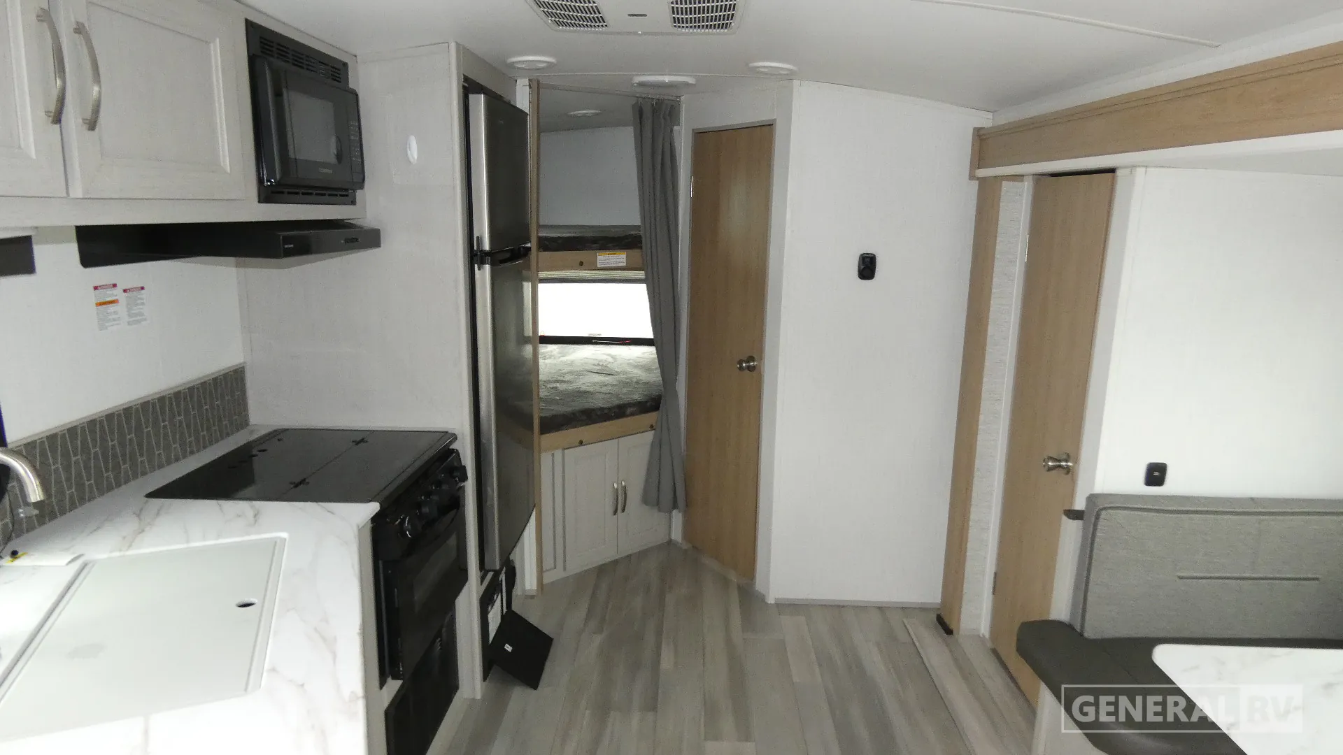 2024 Cruiser RV Embrace EL25DB - Photo 3