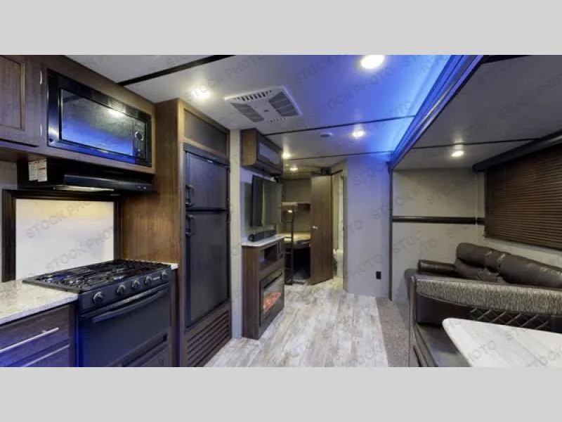 2020 CrossRoads Zinger 298BH - Photo 2