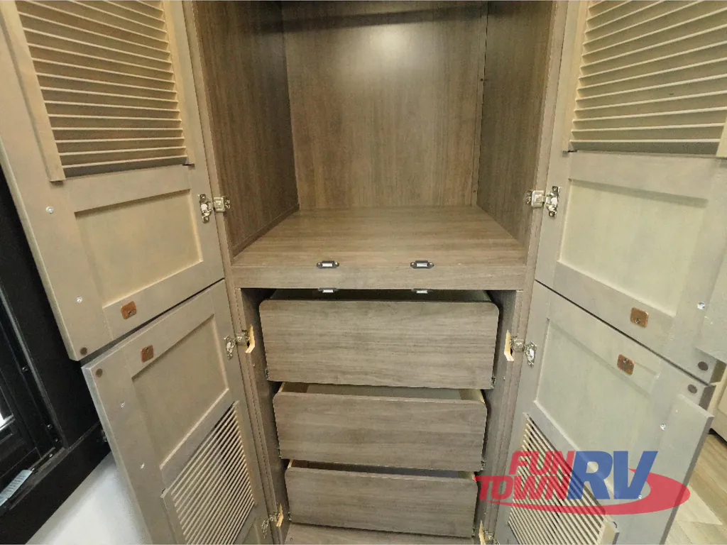 2026 Entegra Coach Vision XL 36C, Photos photo 21