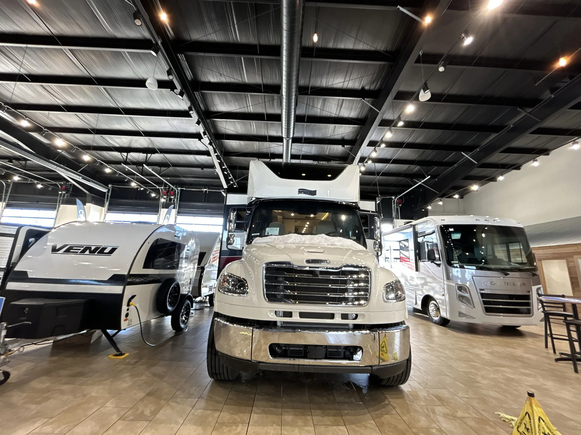 2026 newmar Super Star 4040 — living area main