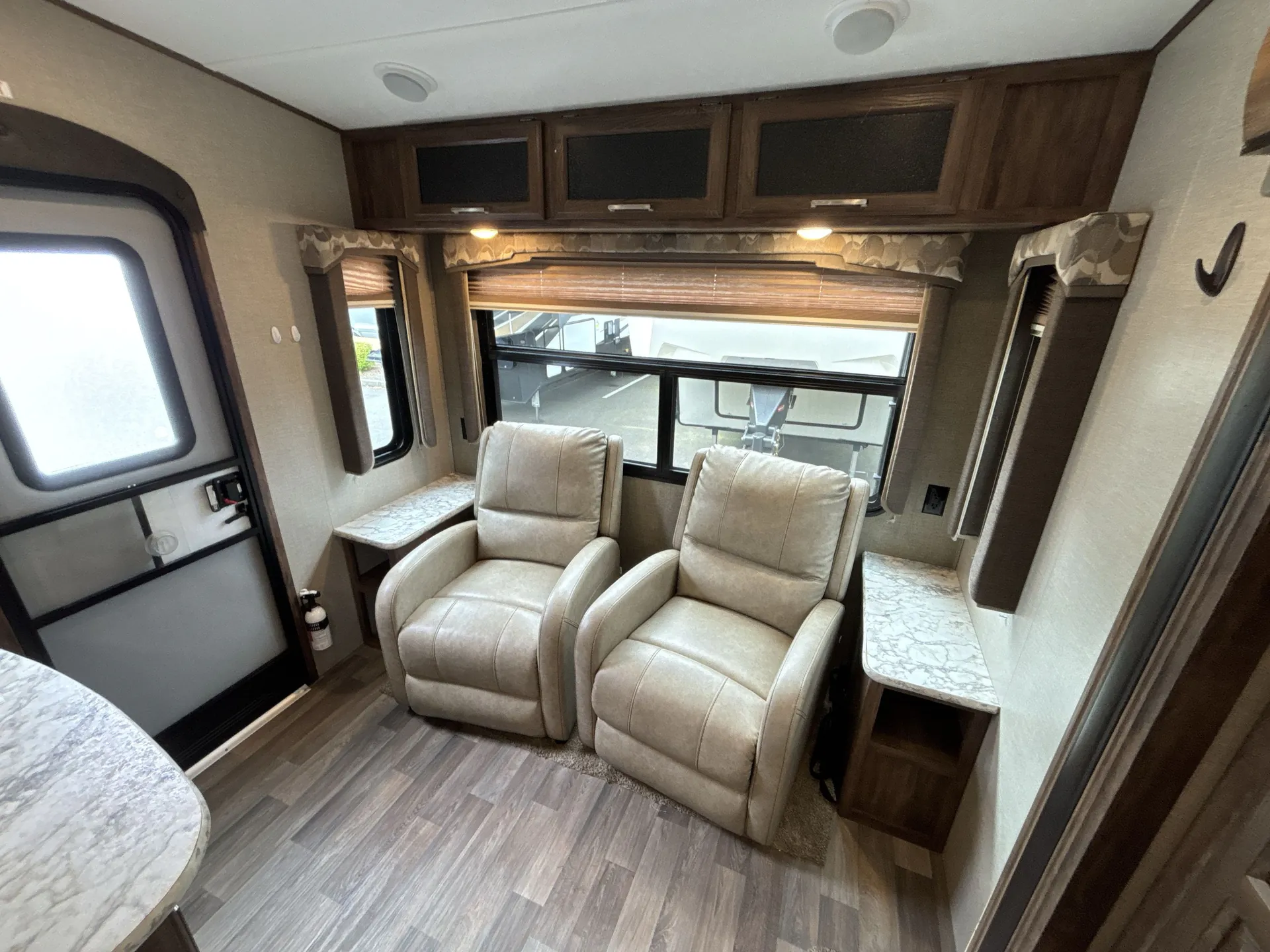 2018 Keystone Cougar Half-Ton 246RLSWE — living area main