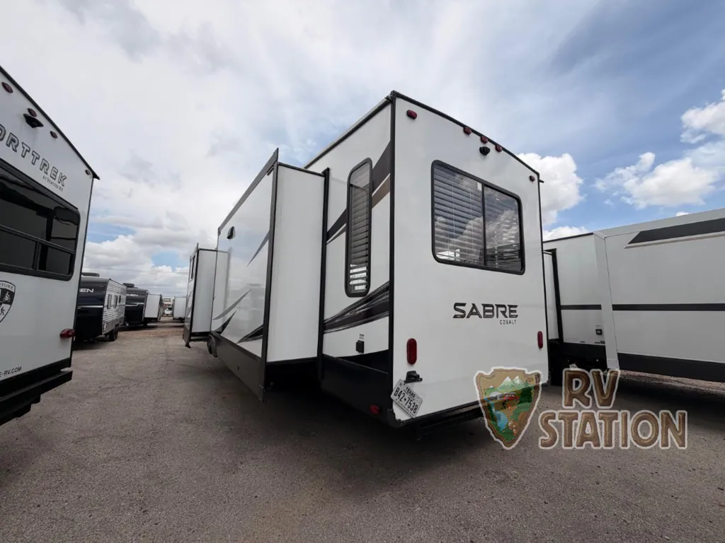 2022 Forest River Sabre 36BHQ, Photos photo 9