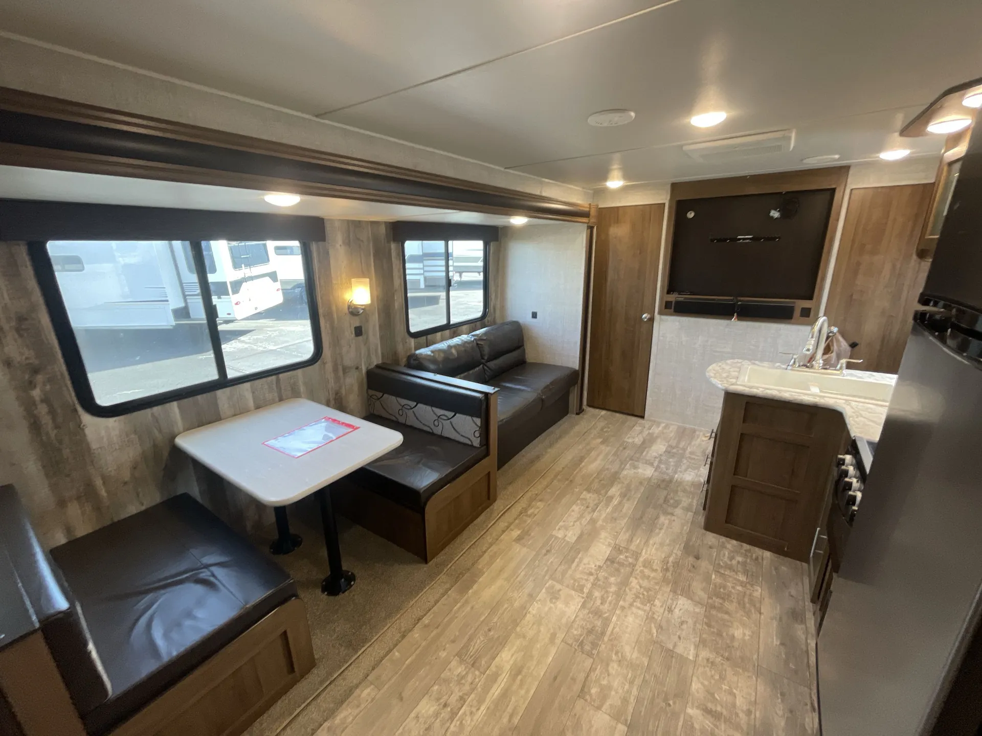 2019 Gulf Stream Ameri-Lite 257RB — living area main