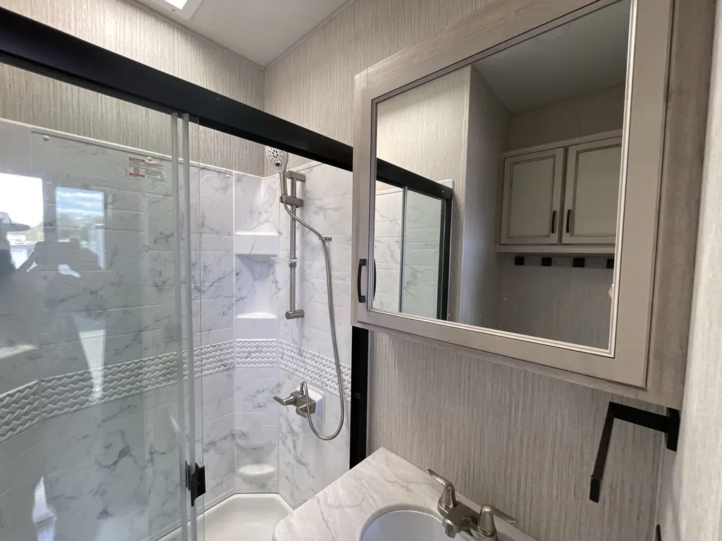 2022 Forest River Sandpiper Destination 420FL, Photos photo 22