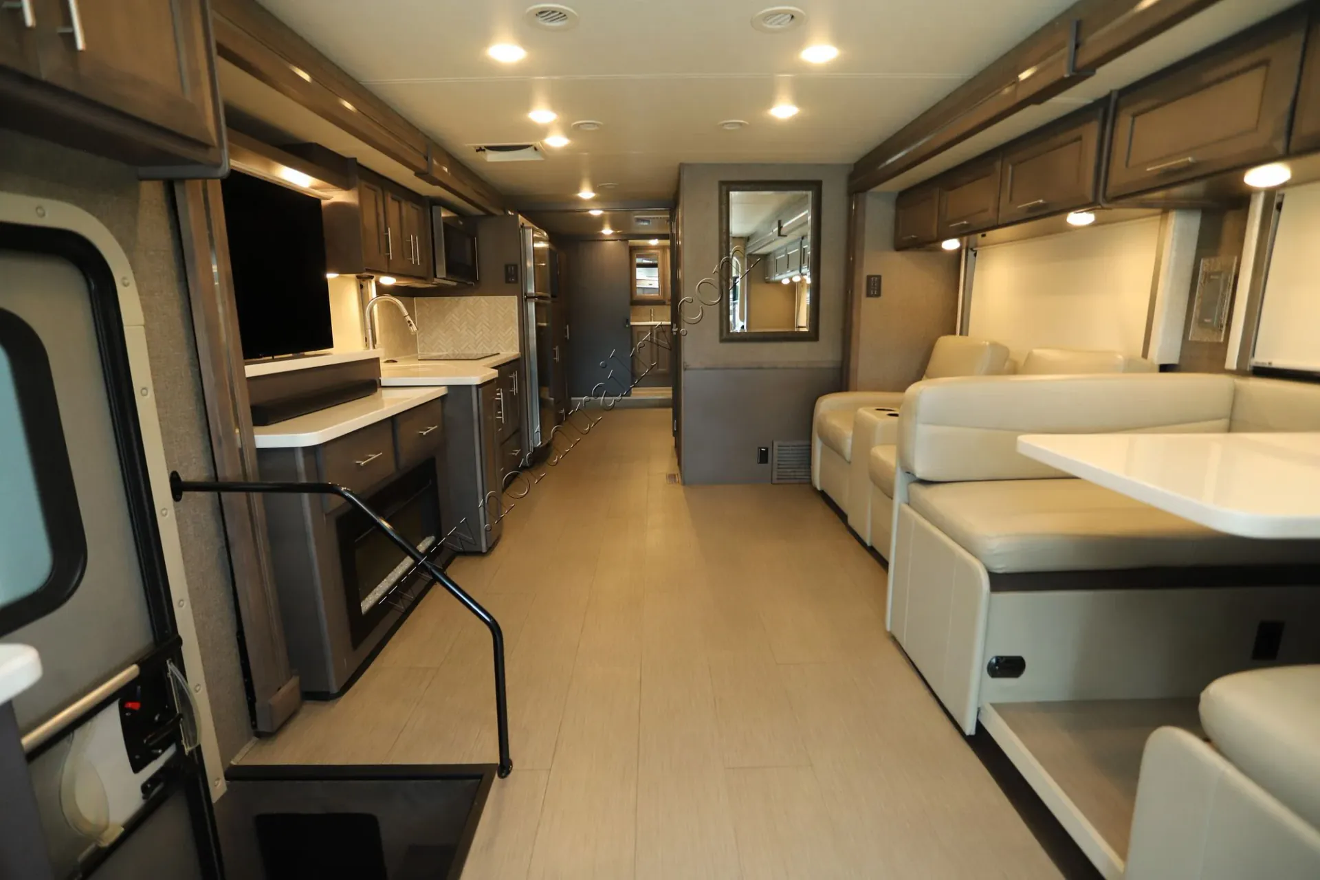 2022 Thor Motor Coach Palazzo 37.5 - Photo 4