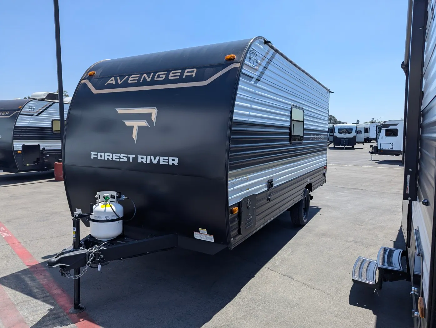 2027 Prime Time Avenger LT 16BHX - Photo 4