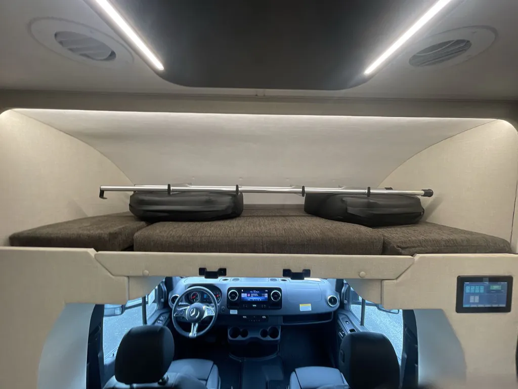 2027 Tiffin Wayfarer 25 PW, Photos photo 15