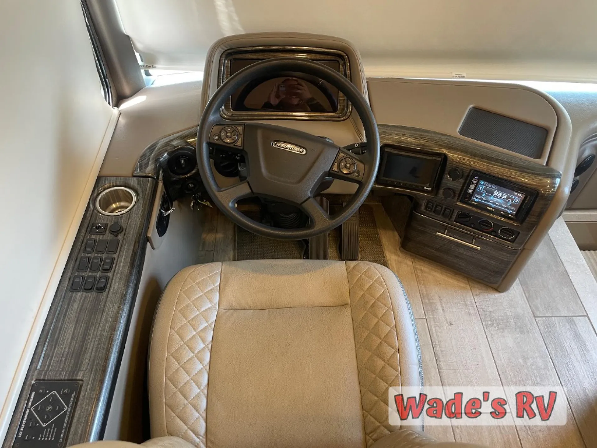 2020 Thor Motor Coach Aria 3701 - Photo 3