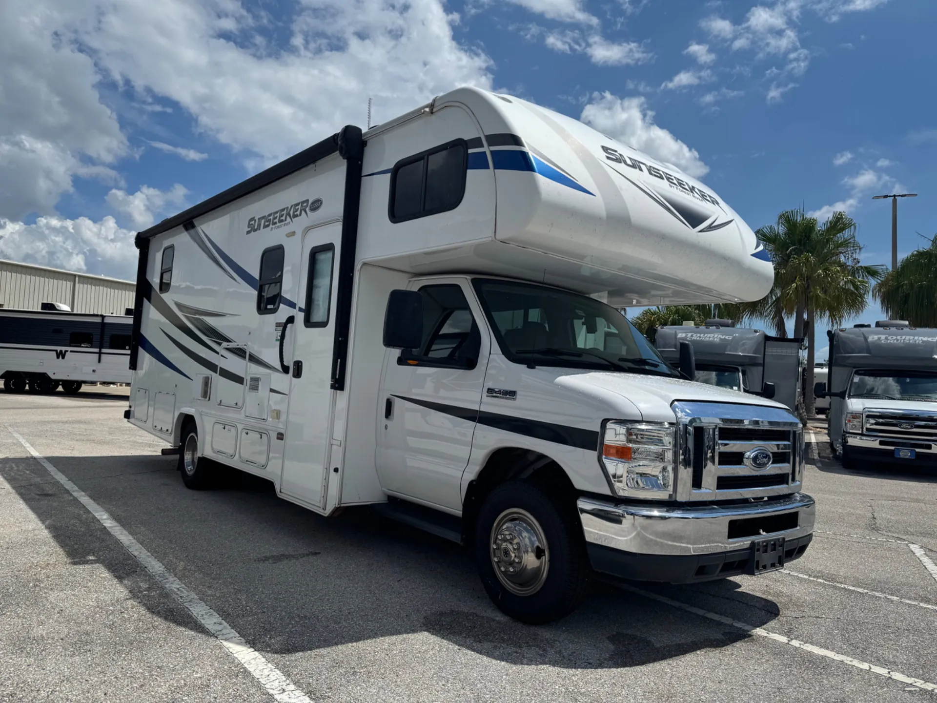 2021 Forest River Sunseeker 2440DS - Photo 2