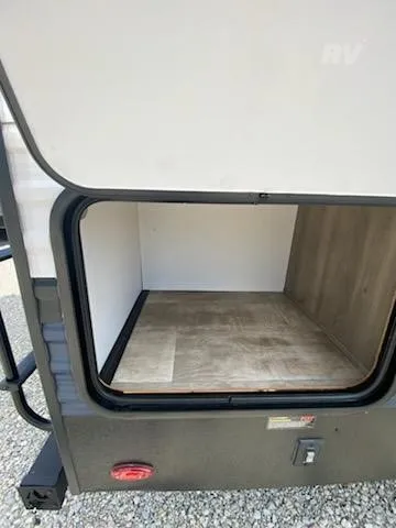 2025 Palomino Puma 337BH, Photos photo 6