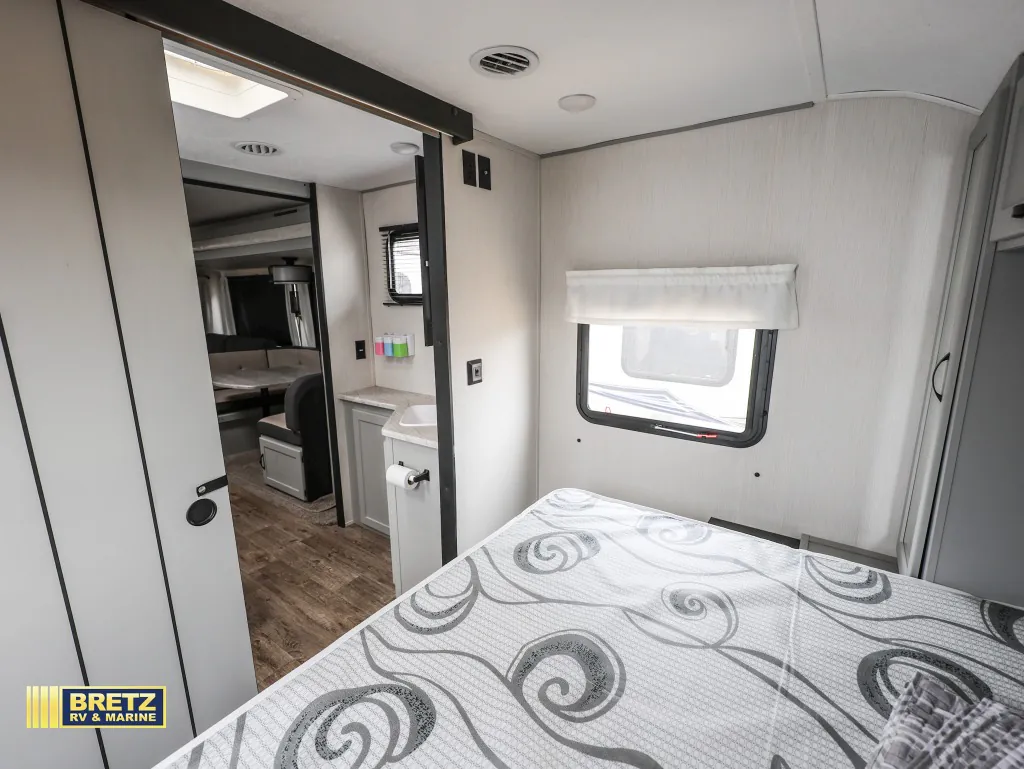 2021 Forest River Vibe 28BH, Photos photo 9
