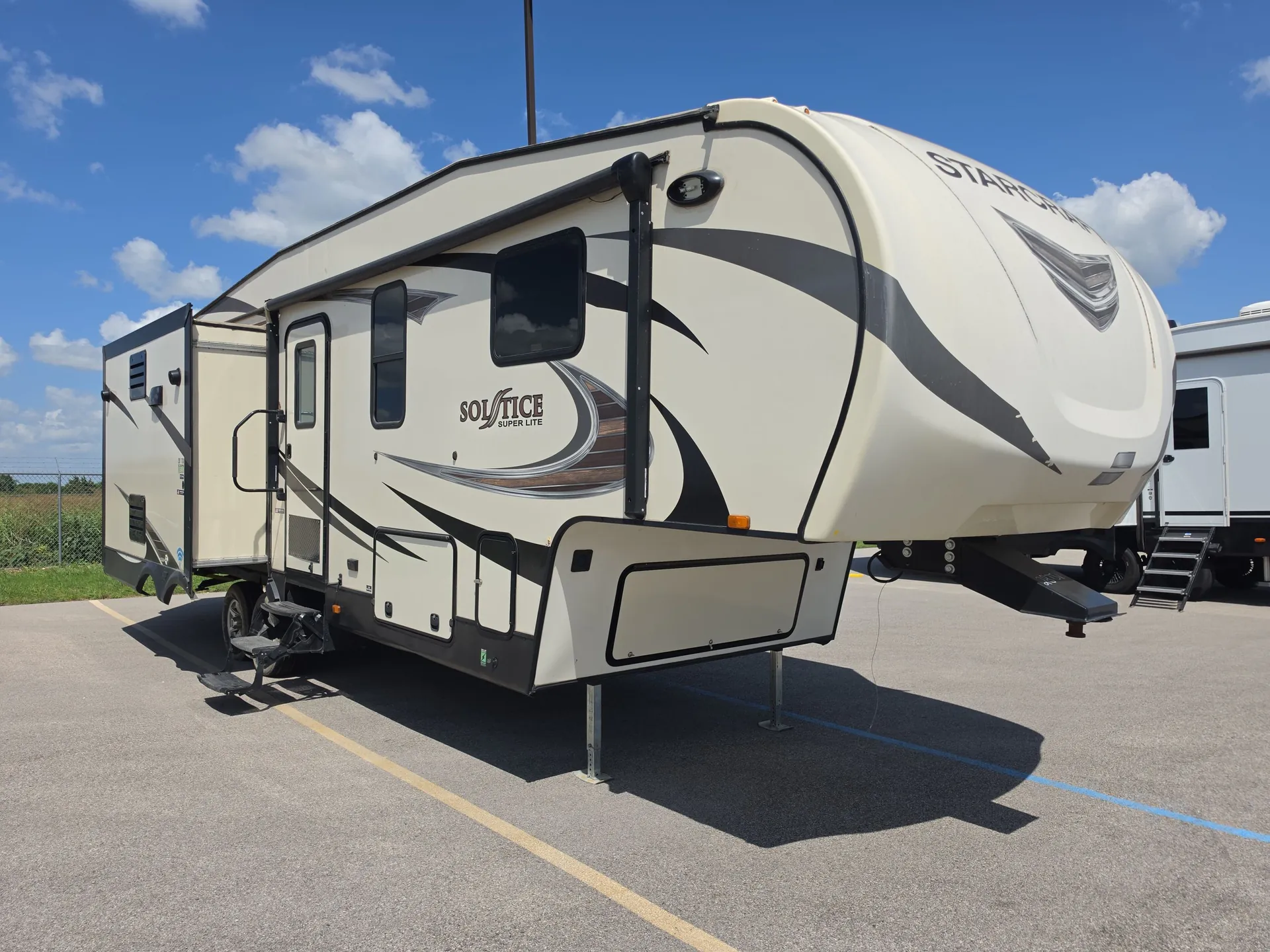 2018 Starcraft Solstice Super Lite 28TSI - Photo 2