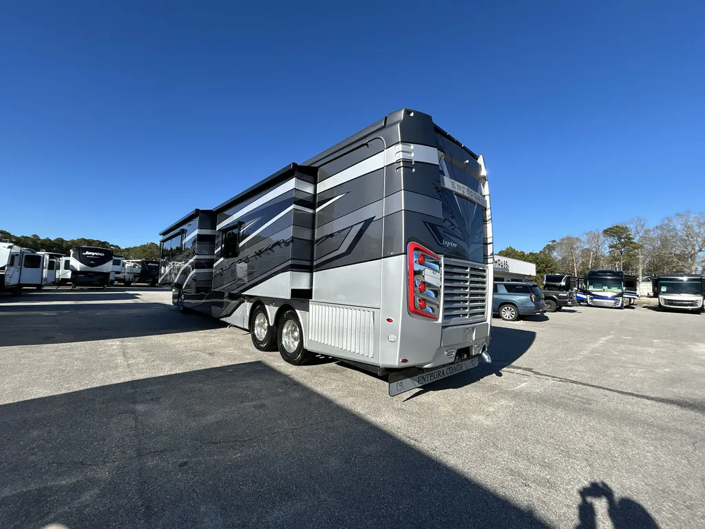2026 Entegra Coach Aspire 44D, Photos photo 6