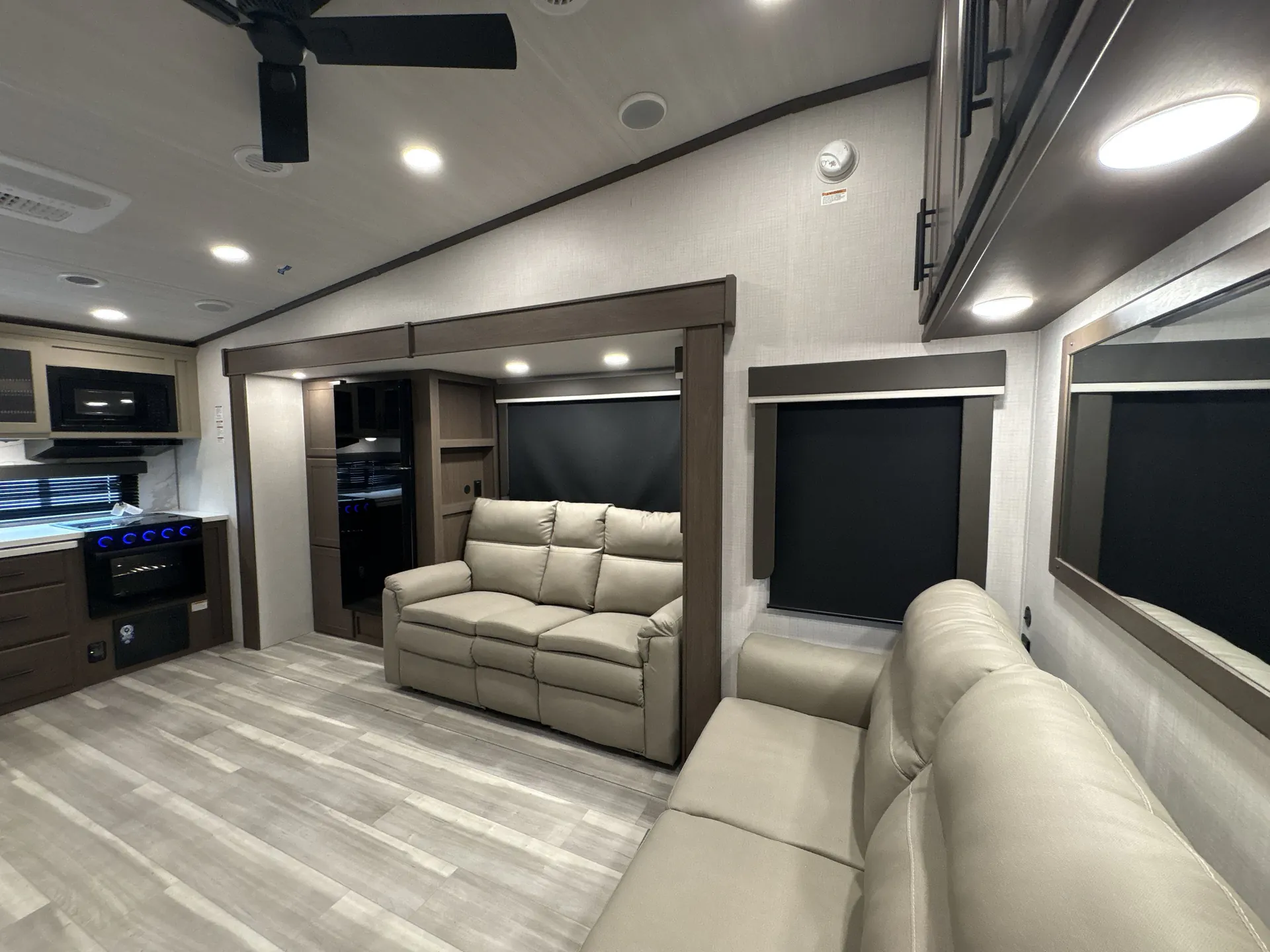 2026 Keystone Cougar 26RKE — living area main