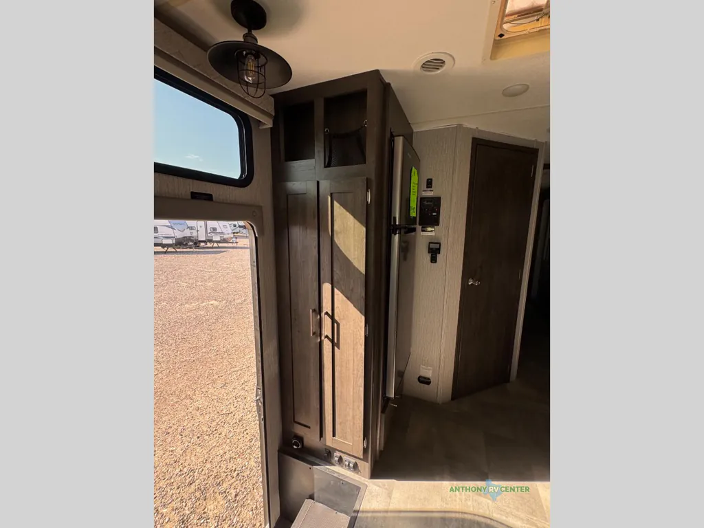 2022 Coachmen Pursuit 31BH, Photos photo 22
