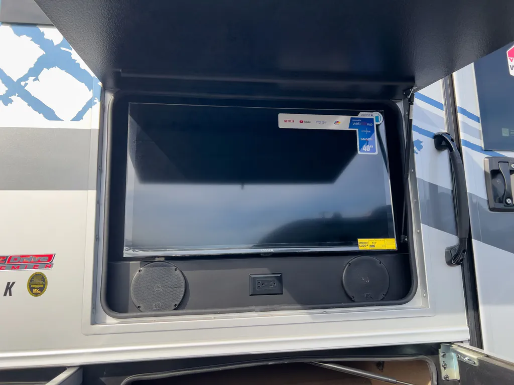 2026 Entegra Coach Accolade 37K, Photos photo 29